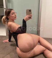 SOFÍA CUERPAZO, LINDA... TIENE LA COMBI COMPLETA