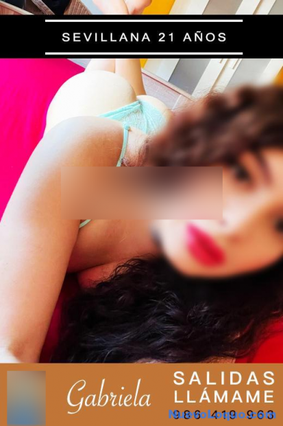  GABRIELA SEVILLANA GUAPISIMA UNIVERSITARIA  AÑOS 