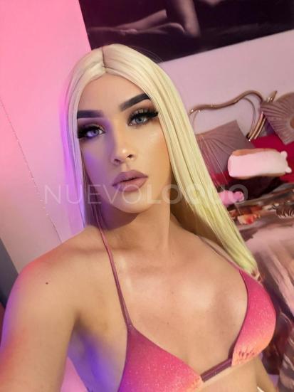  MUJER AGRADABLE Y CARIÑOSA