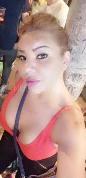 Charlotte chica trans masajista y dama de compañía lucero
