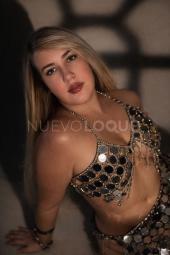 Encantadora Cariñosa y Complaciente