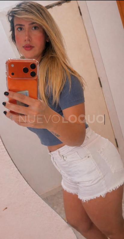 Implicada Cariñosa y Complaciente
