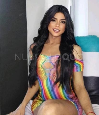 HOLA MI NOMBRE ES UNA HERMOSA CHICA LATINA