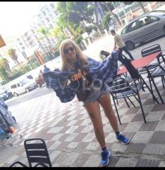 Paloma una depampanante rubia  atope