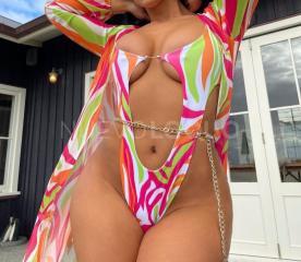 Mya Ven a pasarla bien conmigo