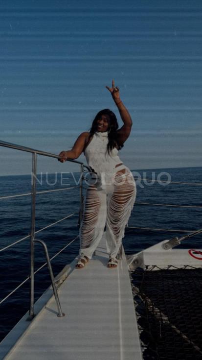  SUPER SEXY CARIÑOSA E INOLVIDABLE