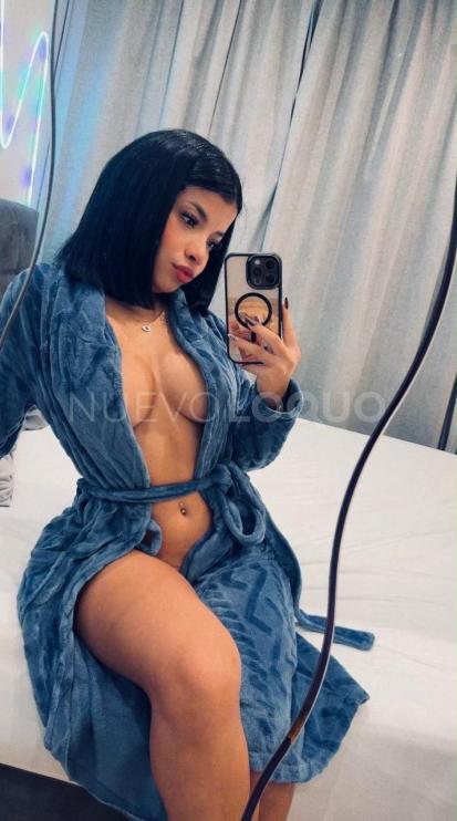  Hermosa Latina