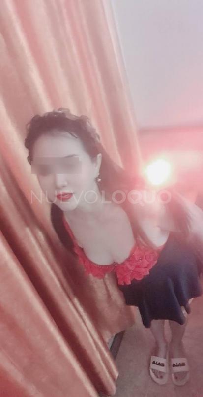  CHICAS GUAPAS JOVENES ALEGRE Y DIVERTIDA
