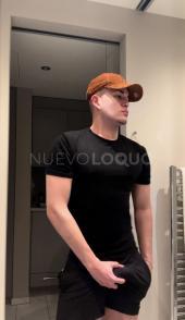 DAVID NOVEDAD LATINO BUEN ACOMPAÑANTE