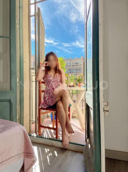  Chica oriental en el centro de Barcelona ️ ️