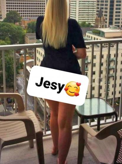  Tu nena sexy atractiva te espero con pijama en casa solita