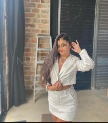 Chica joven de paso por irun