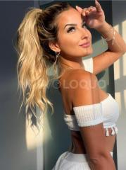 Karol, extrovertida, sensual para alegrar tu vida !!