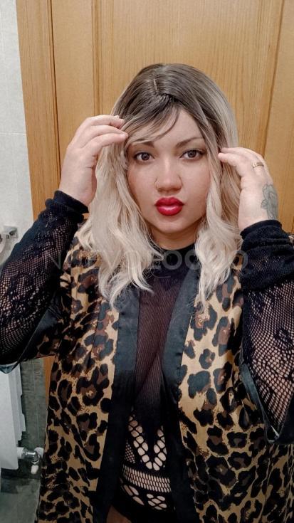  Guapa Brasileña Novedad en tu Ciudad