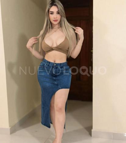  Hermosa latina