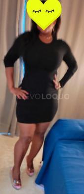 Mujer madurita guapa ama de casa