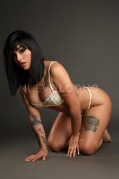 NOVEDAD SENSUAL Y COMPLACIENTE