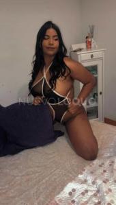 Jovencita masajista erótica
