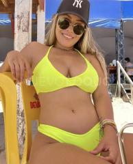 Ariana rubia venezolana 
