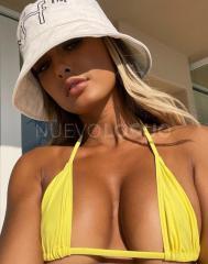 Rubia extrovertida  horas