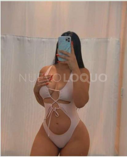  Latina masajista hermosa