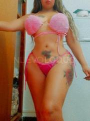 Guapa mujer latina.kamila La reina de todo ven con migo
