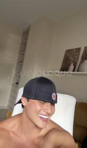NICKO JOVENCITO LATINO, GUAPO Y MUY EDUCADO
