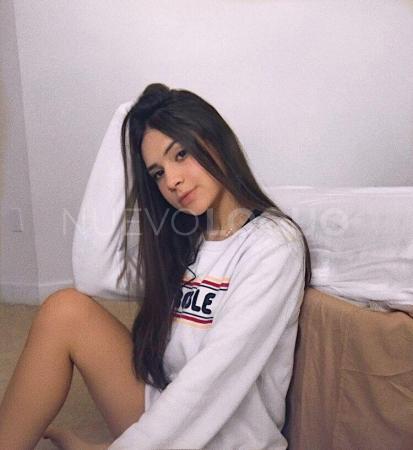  Asía “ Mi mejor don es hacer feliz a los demás “