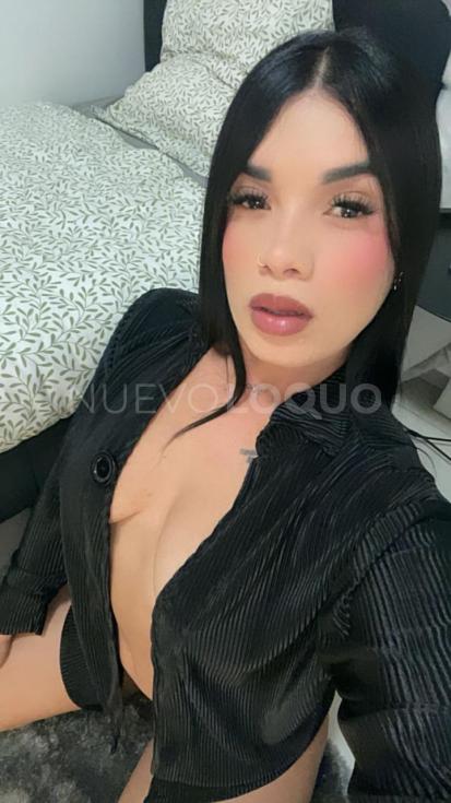  UNA MORENA DE CUERPO NATURAL