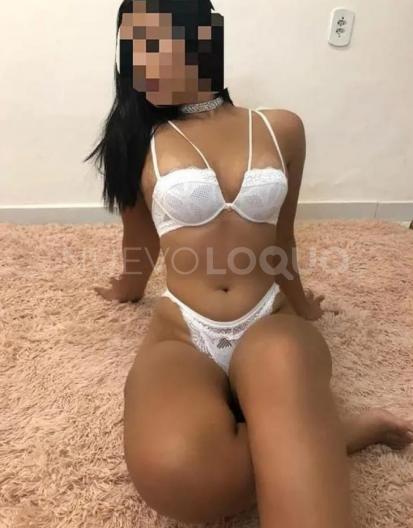  Chica colombiana y traviesa