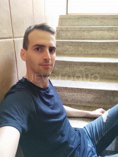  Joseba masajista y acompañante