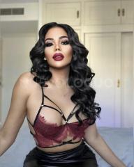 Encantadora y Real Diosa Exótica
