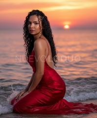 ALANA MORENITA MUY LINDA