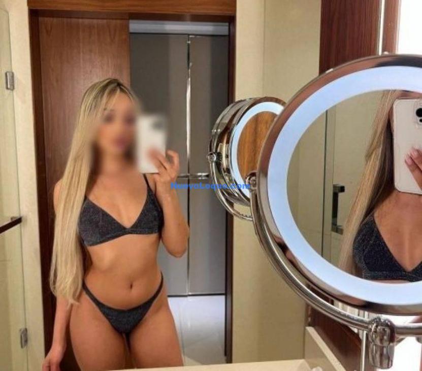  Camila Sexy Blonde