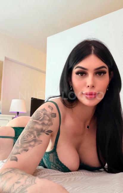  hermosa y femenina