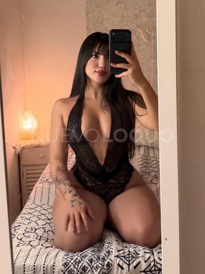  ¡HERMOSA Y ENCANTADORA MORENA TOP!