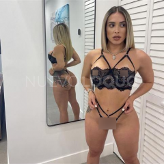 latina simpatica y morbosa