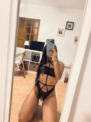 COLOMBIANA CUERPO DIVINO Y SENSUAL