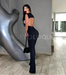 Hermosa latina con ganas de mucha diversión