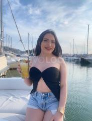 Chica joven trans primera vez en tu ciudad