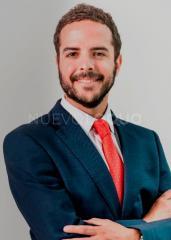 Chico de  años busca chicas para encuentros de relax