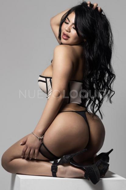  Sensual colombiana hot