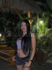 NAHOMI RECIÉN LLEGADA DE COLOMBIA
