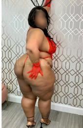 Tu gordita coqueta primera vez