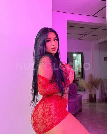  SARA CHICA JOVEN EN SAN SEBASTIÁN