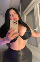 DIOSA colombiana sexi Exuberante SENSUAL