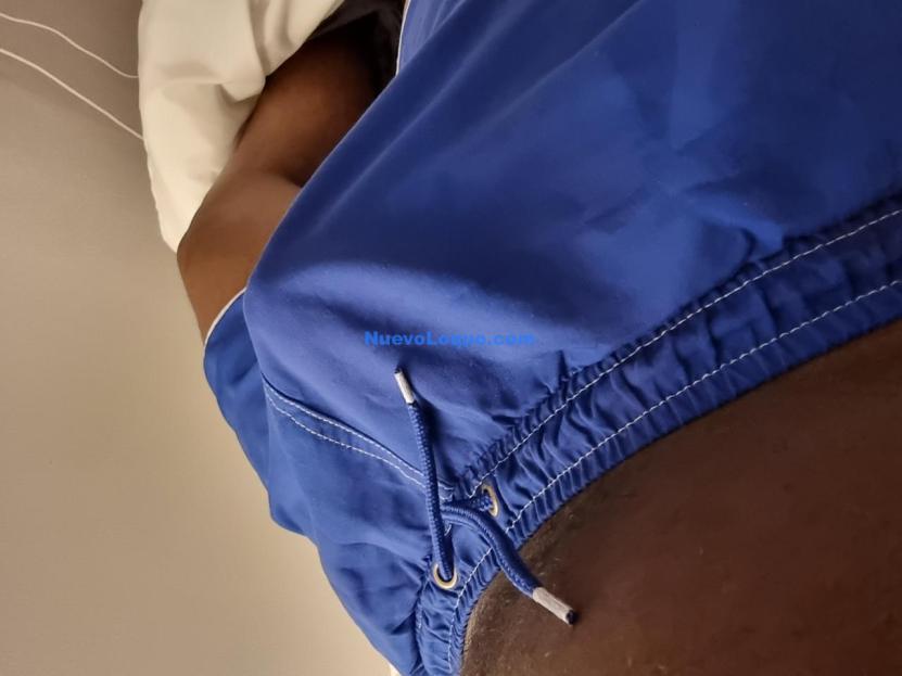   acompañanteAFRICANO