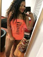 Brasileña Jovencita Puro fuego apartir de  rosas