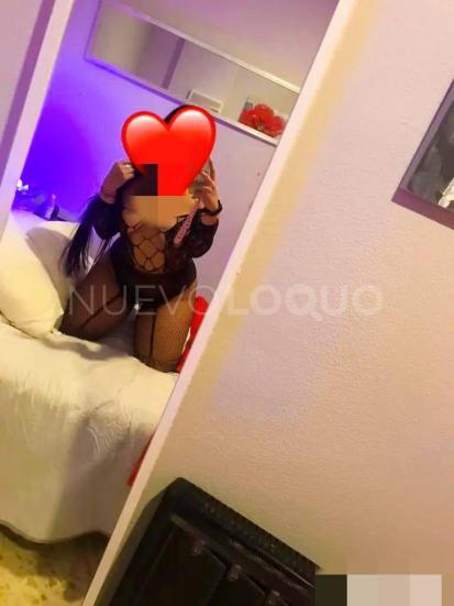  Traviesa coqueta  joven