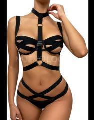 NOVEDAD CHICA LATINA NOVATA EXTROVERTIDA